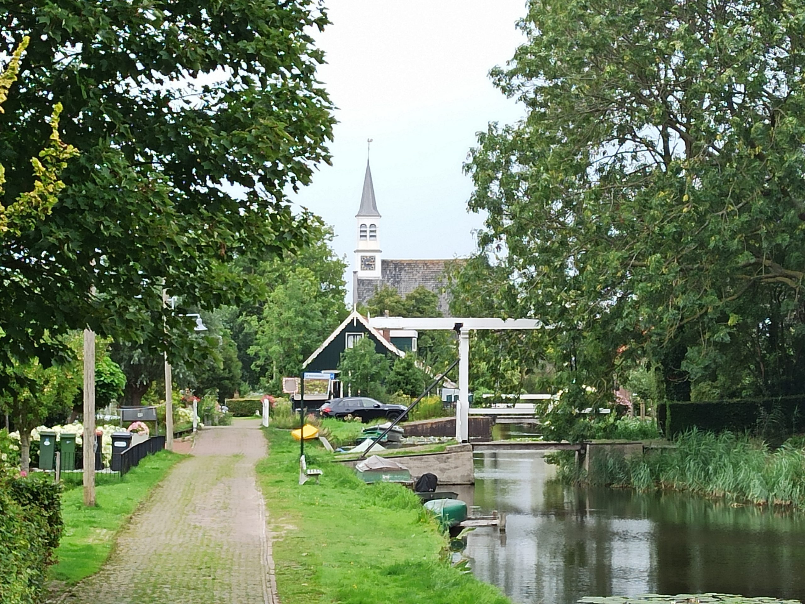 6-Wikimedia-Dorpsstraat_Watergang_20250726_151051